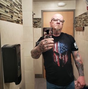 Meet your Posher, Ed